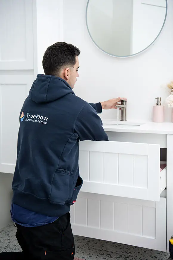 Local plumber in Wyong
